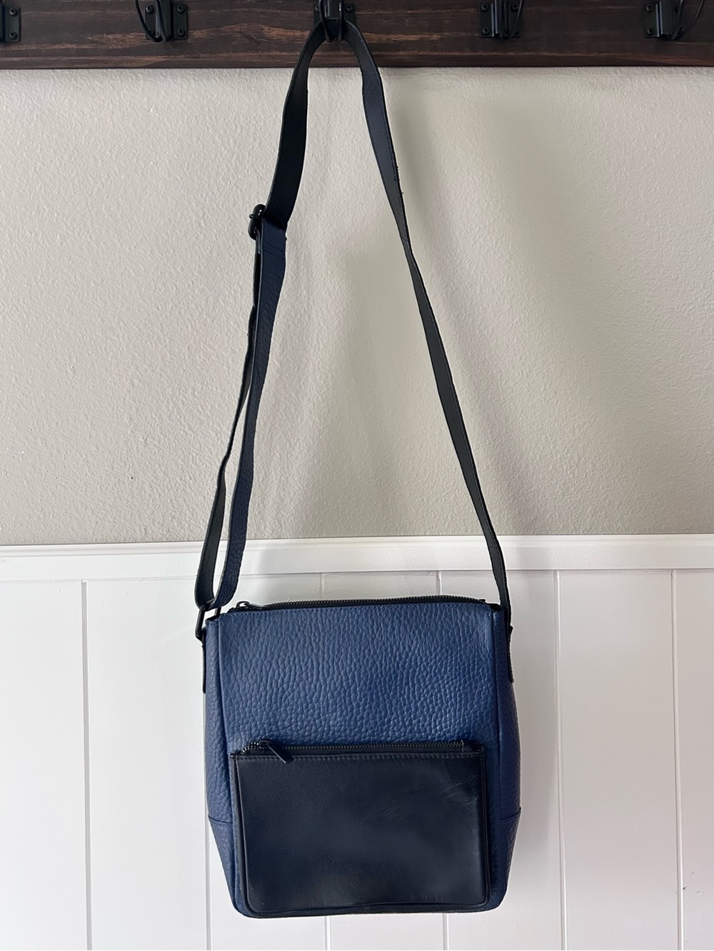 $599 Genuine Leather Velrossi Blue and Black Crossbody Bag with Zippers